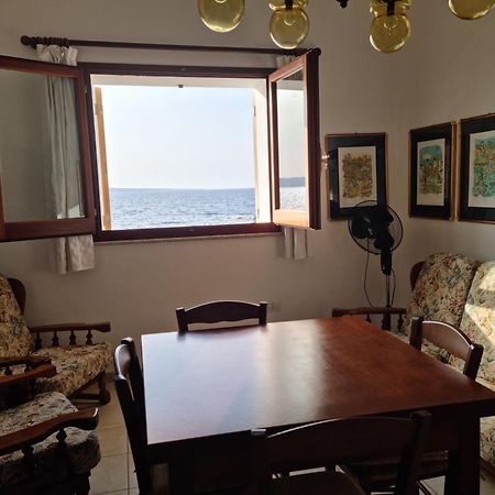 Appartamento Scoglio Elisabetta Calasetta Dış mekan fotoğraf